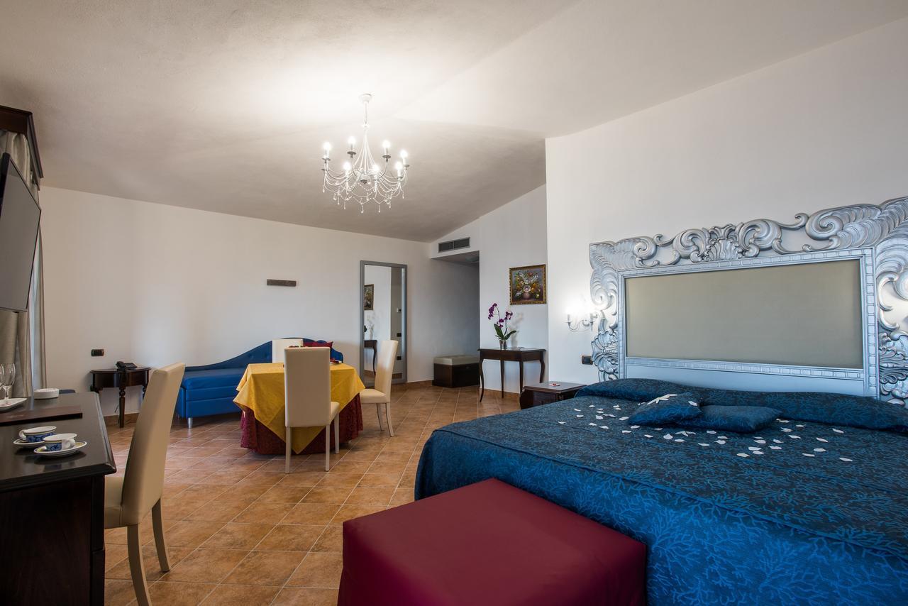 Hotel Lido Degli Spagnoli Wellness & Spa Portoscuso Eksteriør billede