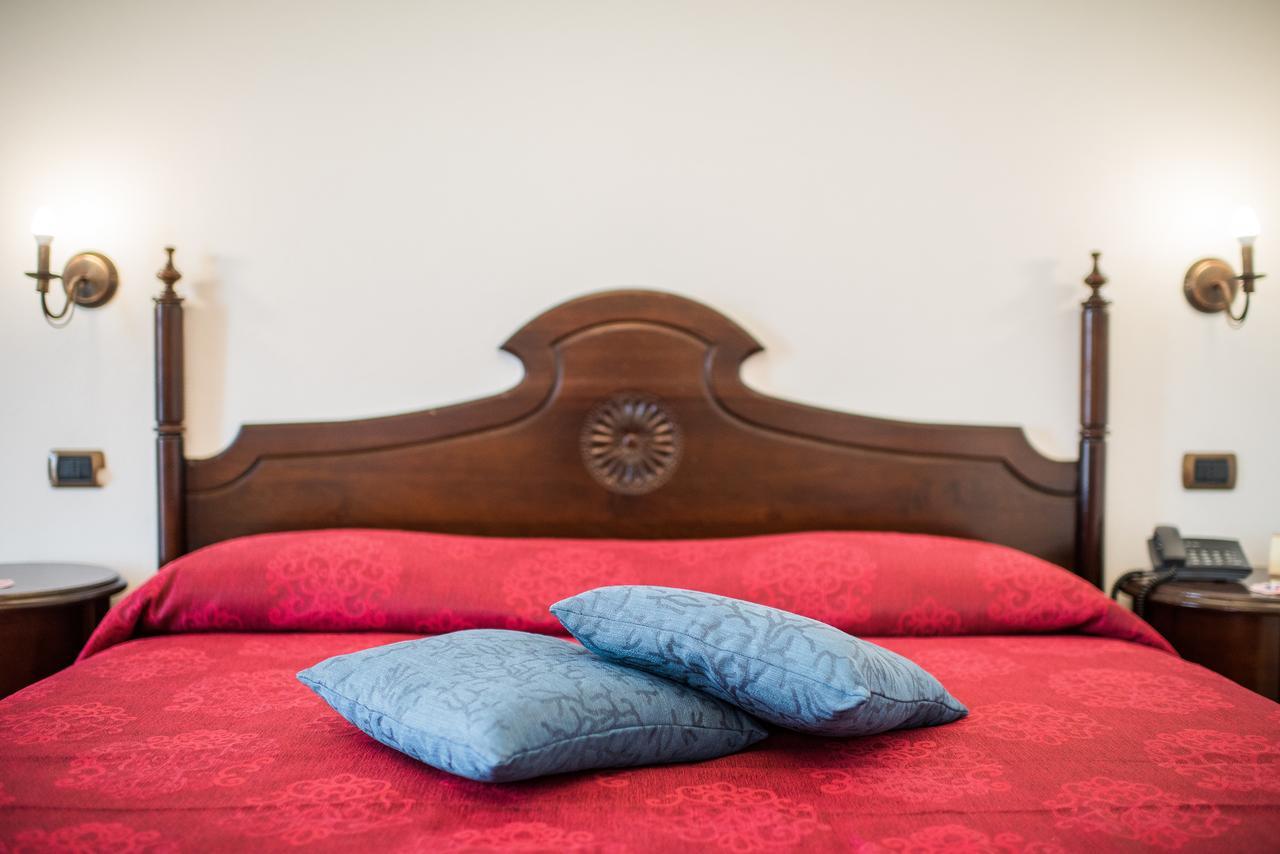 Hotel Lido Degli Spagnoli Wellness & Spa Portoscuso Eksteriør billede